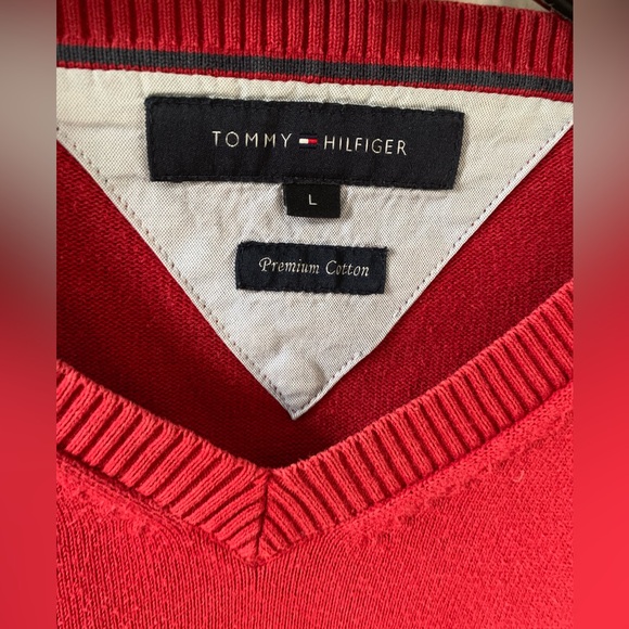 Men’s Tommy Hilfiger Longsleeve Red - Picture 1 of 3